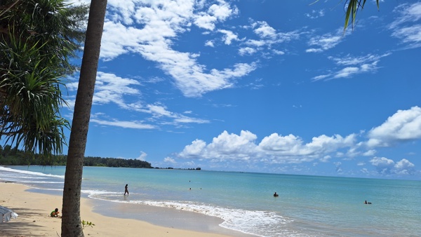 2024-08 Khao Lak Coconut Beach